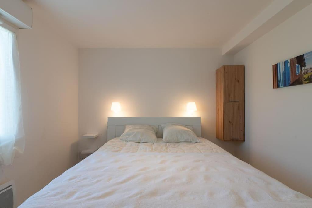 Ravissante Maison 3* Avec Jacuzzi Proche Lac Biscarrosse Kültér fotó